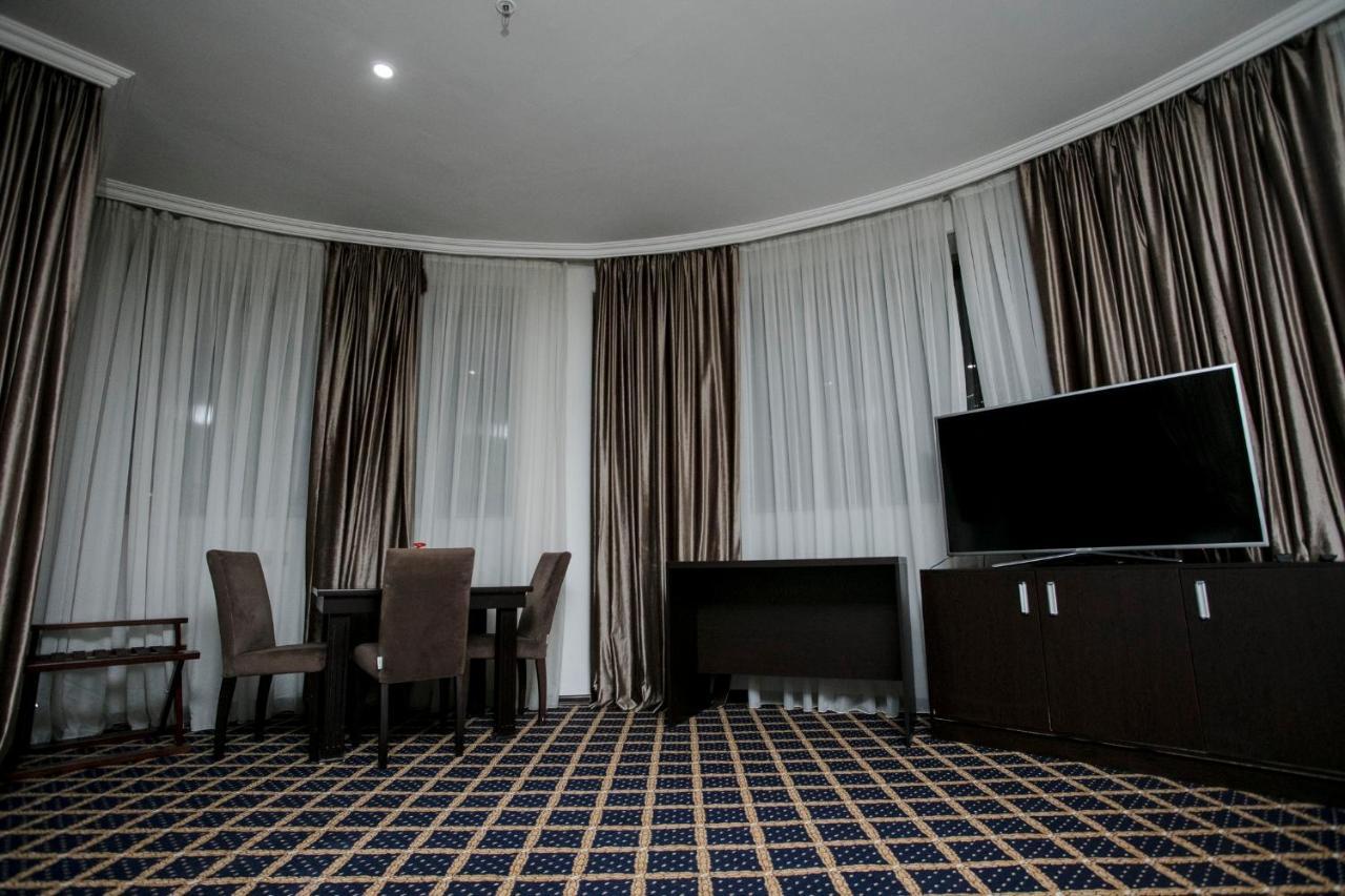 Corniche 4*
