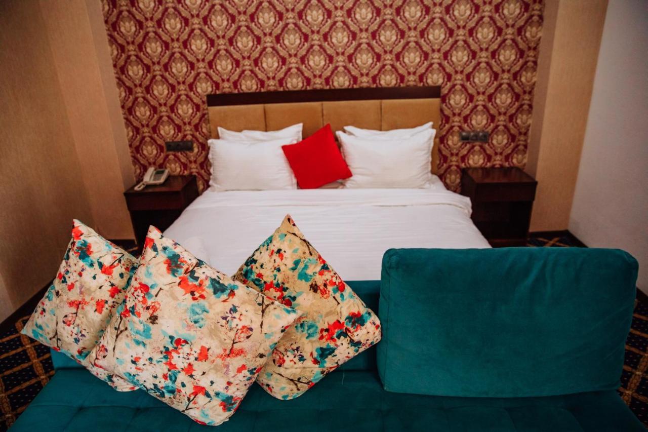 Hotel Corniche 4*