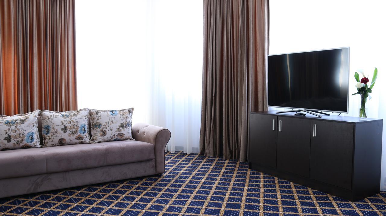 Hotel Corniche 4*