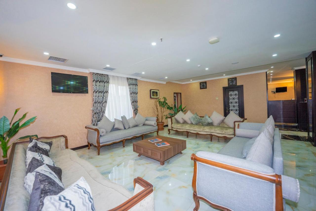 Hotel Corniche 4*